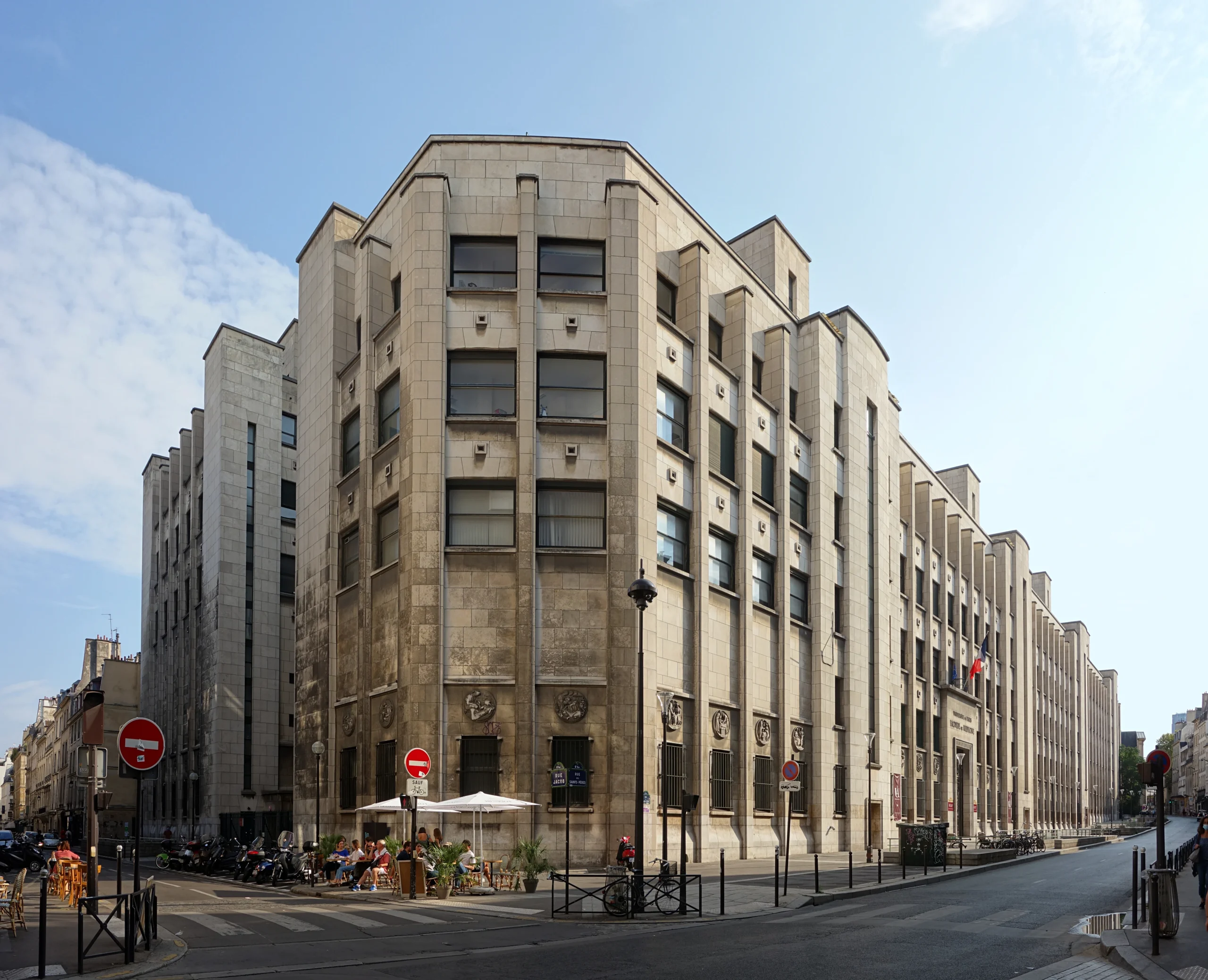 Animalerie, laboratoire et Tiers-lieu au Centre Universitaire Saint-Germain